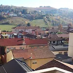 Alojamento de Acomodação e Pequeno-almoço Le Albarelle Alba (Piedmont)
