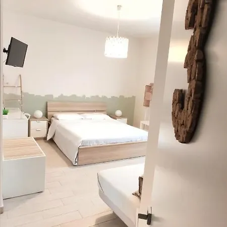 Le Albarelle Bed and Breakfast