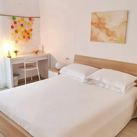 Le Albarelle 3* Άλμπα