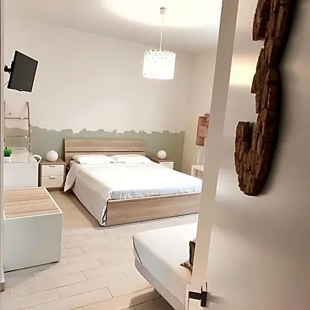 Le Albarelle Bed & Breakfast