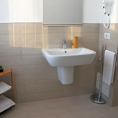 Le Albarelle Bed & Breakfast