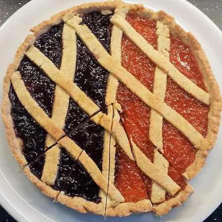 Le Albarelle Alba (Piedmont)